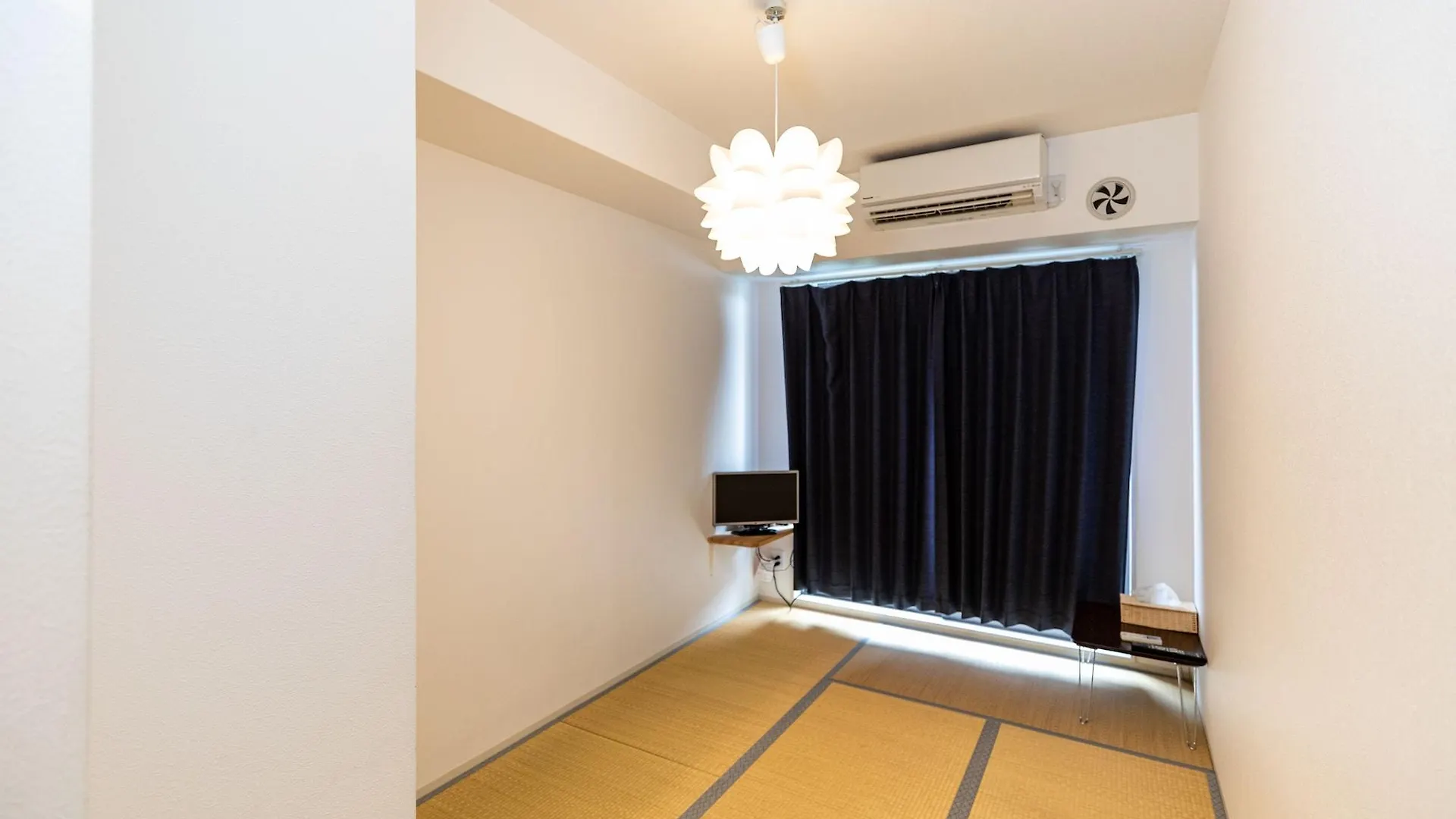 Tabist Gloire Osaka Apartment